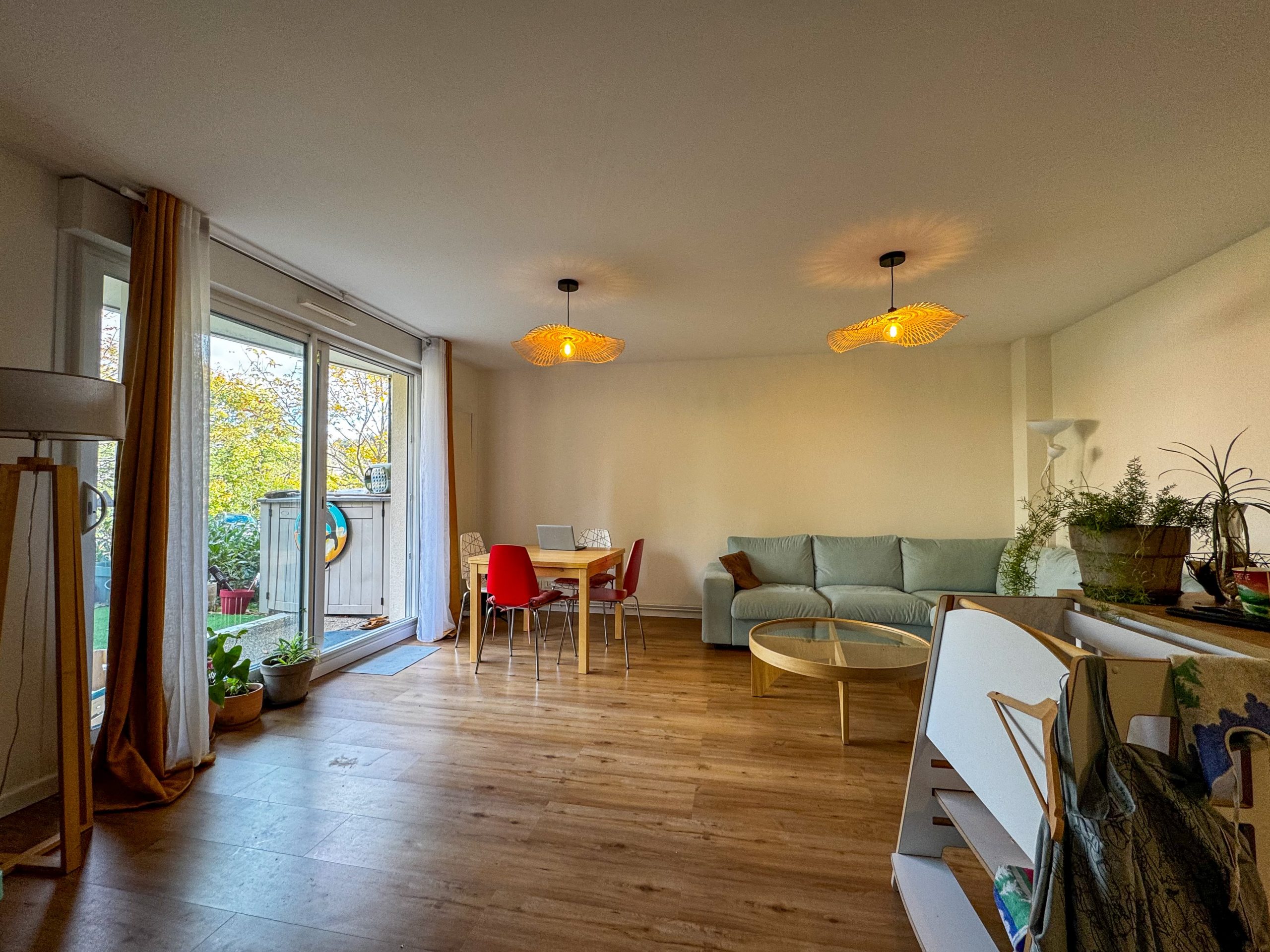 photo_423745101c978e5ea74d17df15cc2ac7-min