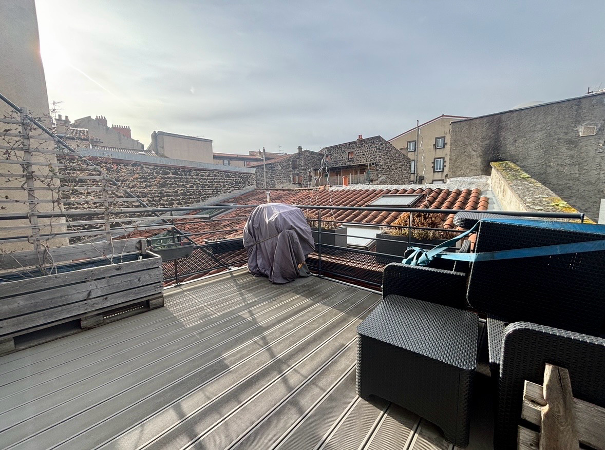 photo_97e7e5fe93556aad06f50599db140e6c-1