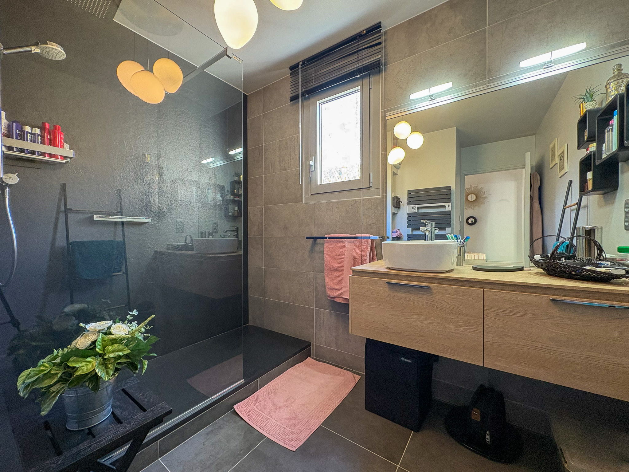 photo_02cdf596d0b84eff2fef426330ea15d5-1