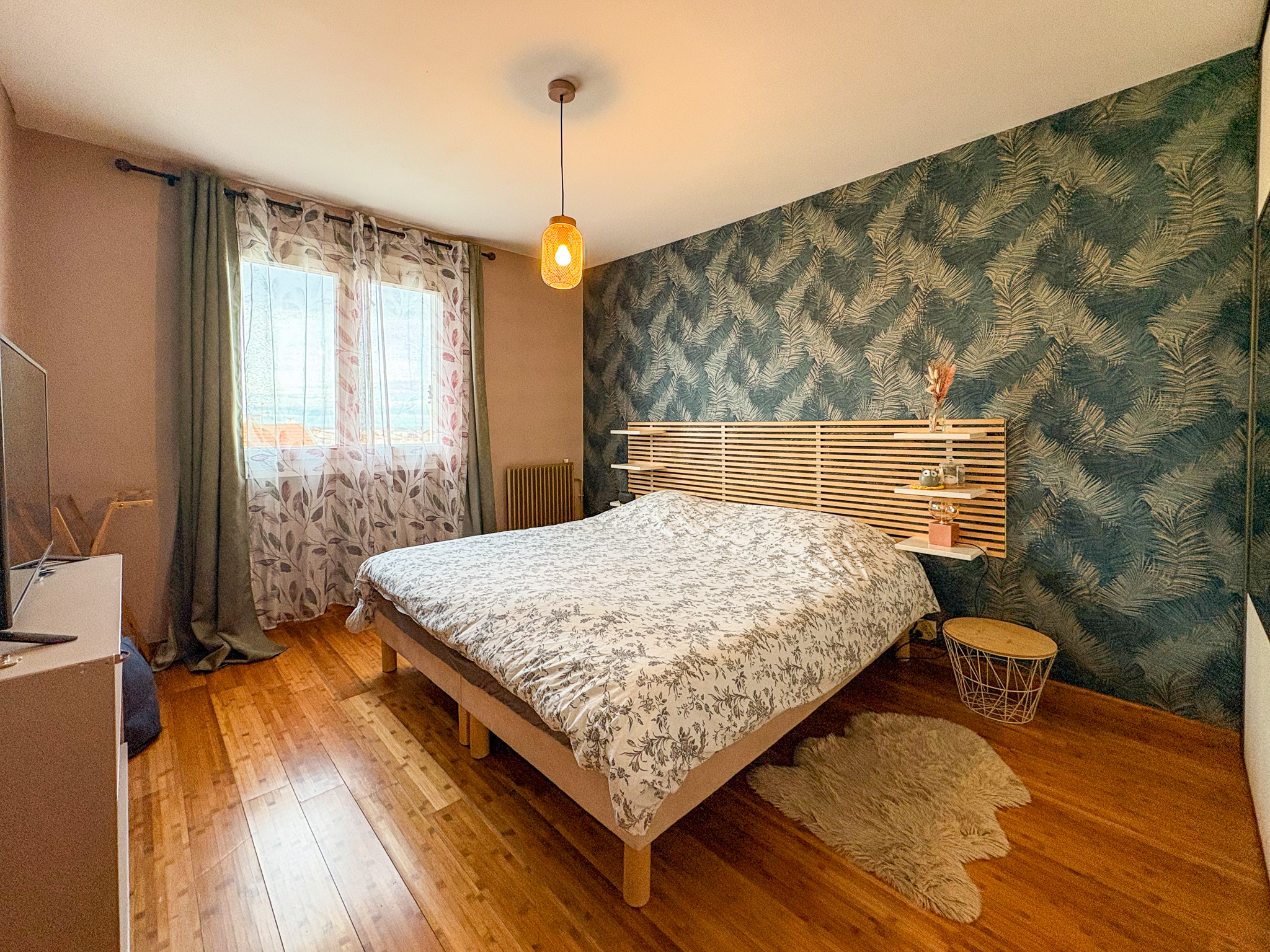 photo_d5b007b275c0b696bde7c3488b3cb704-1