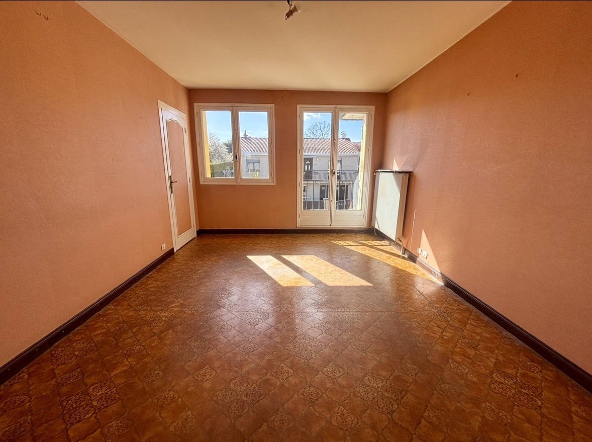 photo_40c20f6ba407ac8cae9cb02d5786af68-1